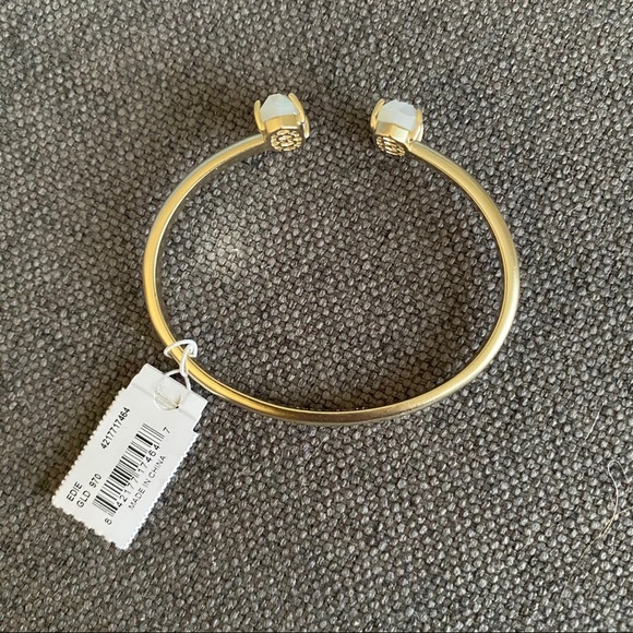 [SOLD] Kendra Scott Edie Gold Bracelet - Picture 2 of 4